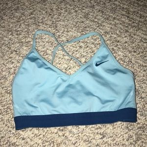 Women’s Medium Nike Sports Bra